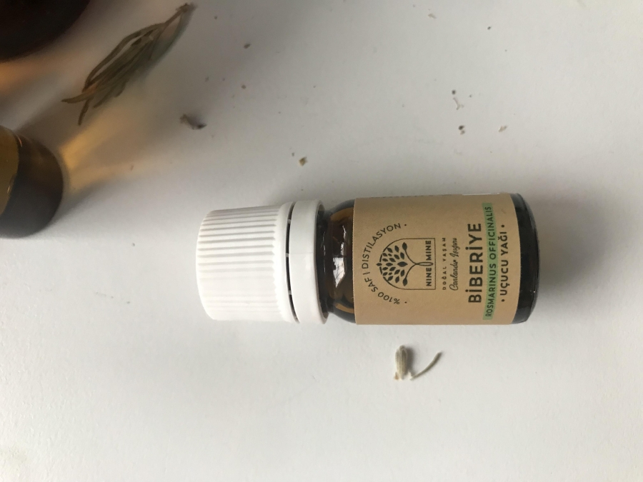 %100 Saf ve Doğal Biberiye Uçucu Yağı 5 ml - Nine And Mine Doğal Yaşam