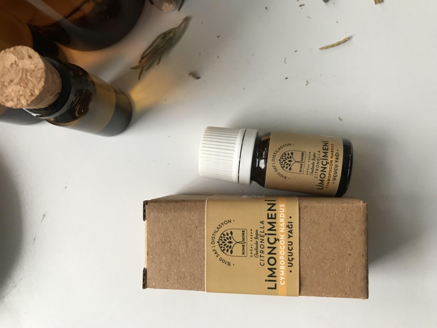 %100 Saf ve Doğal Limon Çimeni Uçucu Yağı 5 ml - Nine And Mine Doğal Yaşam