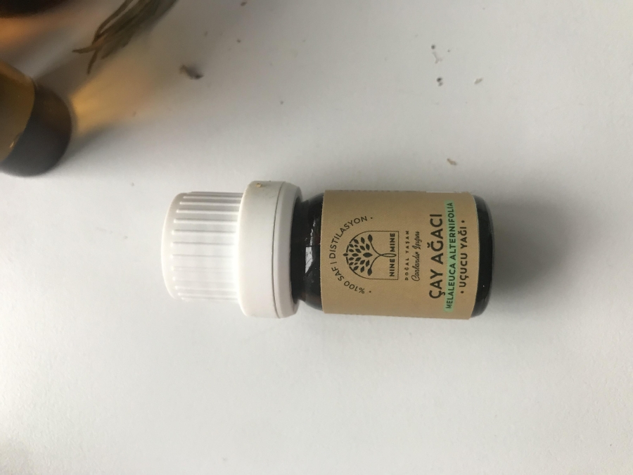 %100 Saf ve Doğal Çay Ağacı Uçucu Yağı 5 ml - Nine And Mine Doğal Yaşam