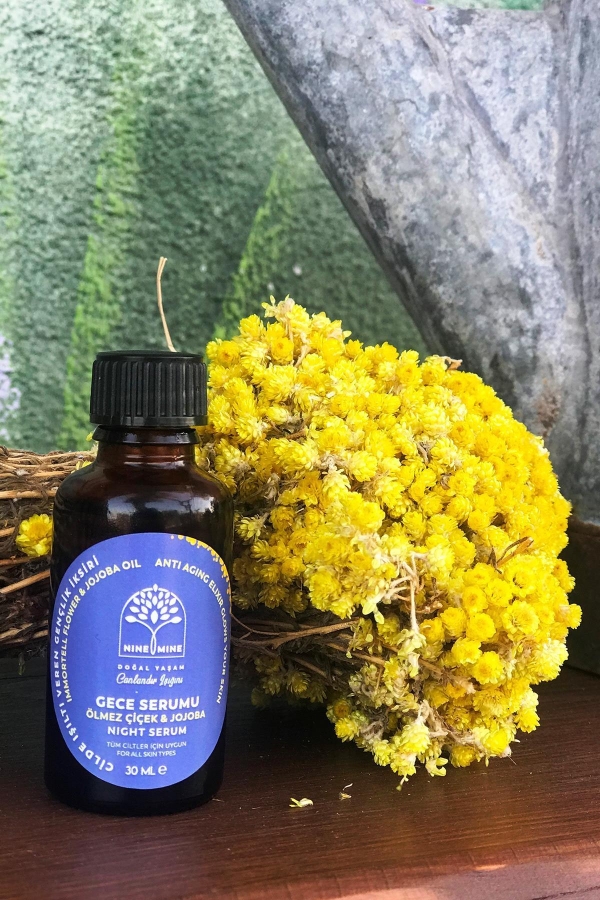 Ölmez Çiçek & Jojoba Gece Serumu Cilde Işıltı Veren Gençlik İksiri - 30ml - Nine And Mine Doğal Yaşam